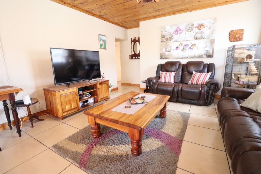 3 Bedroom Property for Sale in Kabega Park Eastern Cape